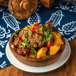 ოჯახური ხბოს ხორცით