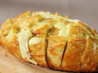 Pão de Alho com Mozarela