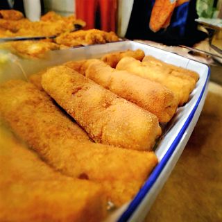 Panirane palačinke sa nadevom od jabuke