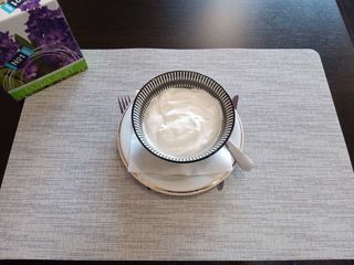 Sos de usturoi cu smântână