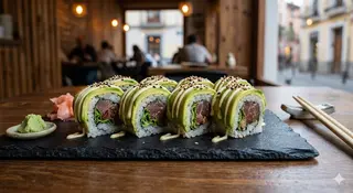 82A-Aguacate Spicy Tuna
