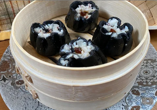 Ravioli di seppie 4 pezzi墨鱼饺