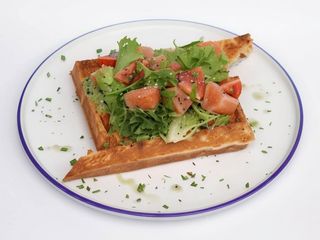 Сендвіч з лососем (350г)