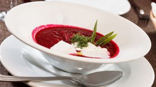 ცივი ბორშის ჭარხლის წვნიანი