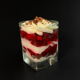 Трайфл Вишневий