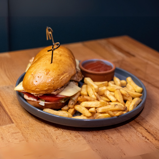 ქლაბ სენდვიჩი ქათმის კაცუთი