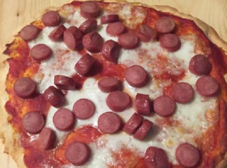 Pizza Wurstel