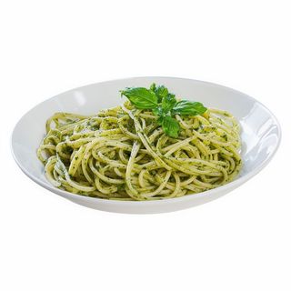 Pasta con salsa al pesto