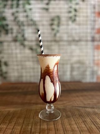 BAILEYS SHAKE