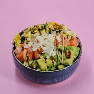 Huevo Salmon Pokè