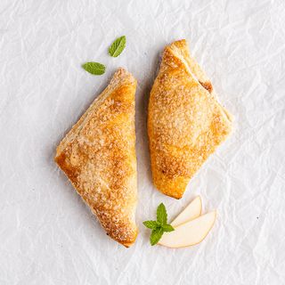 Ciastko francuskie z jabłkiem