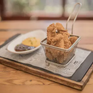 Pollo rebozado estilo Kentucky