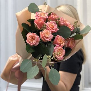 Букет 11 троянд Міс Піггі