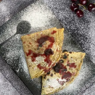 Clatite cu dulceata 