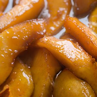 140А. Карамелизирана ябълка (200г)