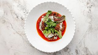 Кюфта с томатным пряным соусом