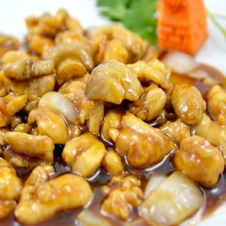 Pollo Con Champiñones