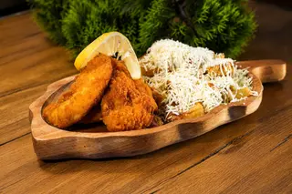 Crispy cu Cartofi Prajiti