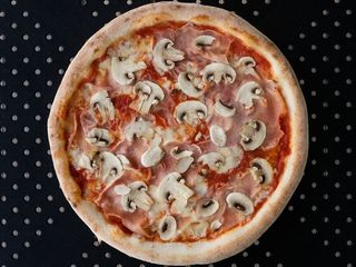 Pizza Capricciosa 32cm