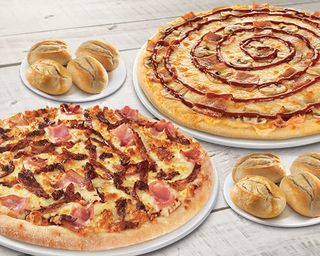 Pizzas Familiar com 5 Ingredientes mais 4 Pães de Alho Simples
