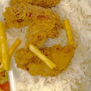 Riso con pollo fritto