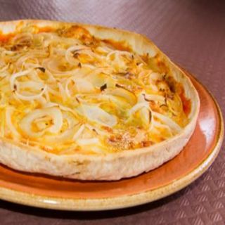 Pizza Con Cebolla
