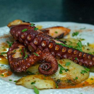 Pulpo Al Horno