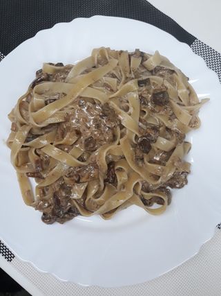 Makaron z podgrzybkami