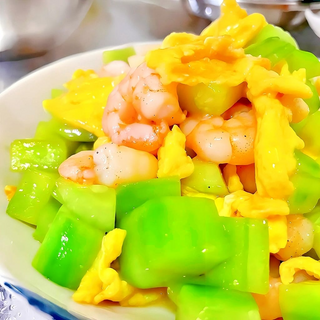 G11. Creveți cu ou și castraveți 黄瓜蛋虾