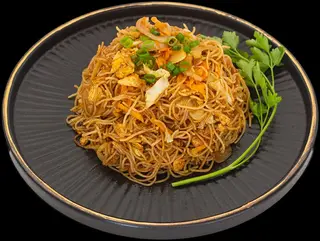 Spaghete din orez cu legume