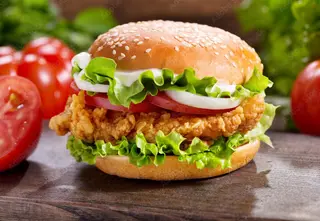 Burger de pui clasic