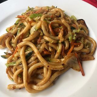 10 udon con verdure e uovo
