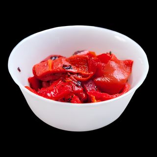 Salată de ardei copt