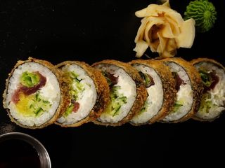 TEMPURA ROLL Z TUNCZYKIEM (240g)