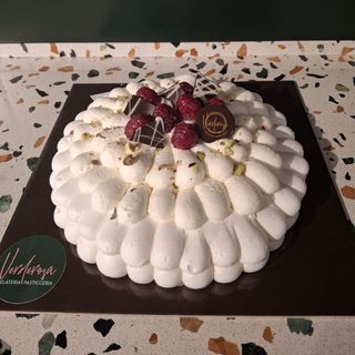 Pavlova per 6-8 pz