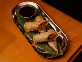 Спрінг роли смажені зі свининою (135g)