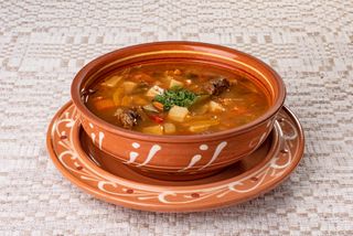 Zupa gruzińska gulaszowa