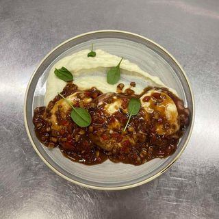 Svinjski file u madera sosu NEW