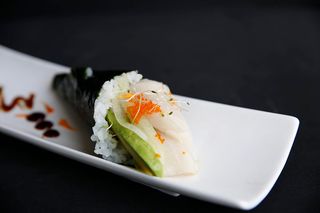 77 Temaki Pez Mantequilla