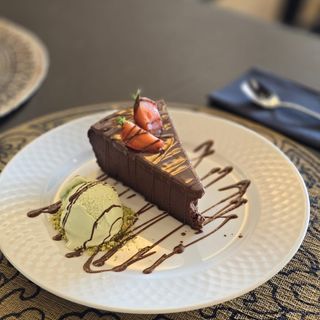 Tarta De Chocolate Y Avellana