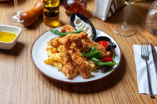 Spicy crispy chicken fingers (preparat picant)