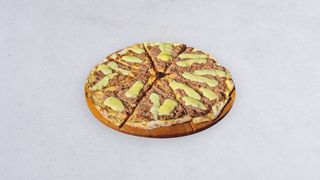 Pizza baranina kashkaval