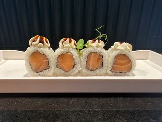 Uramaki Philadelphia 