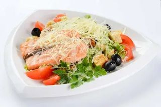 Салат "Цезарь" с семгой