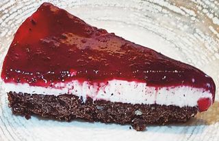 Боровинков чийзкейк (150г)