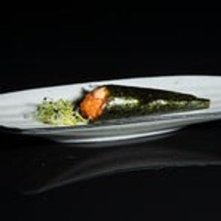 257 Temaki spicy salmon