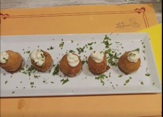 Polpette di ricotta impanate