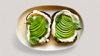 Авокадо-тост