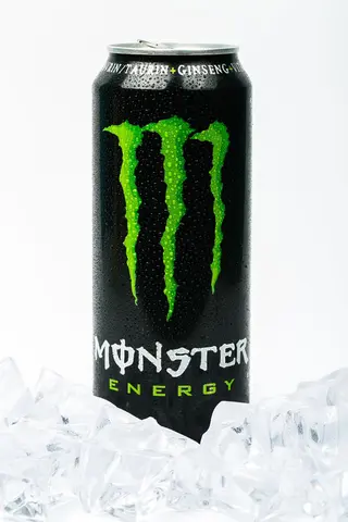 Monster nera classica