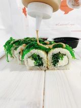 Рол з водорослями (330 г/8шт)